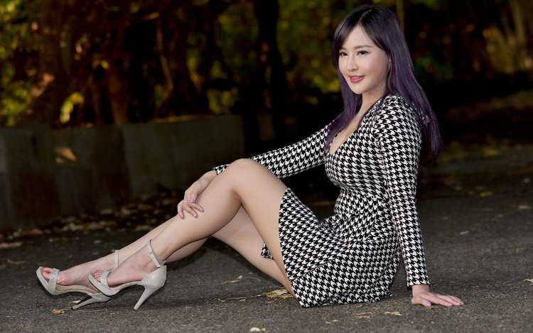 Обои на телефон азиатки