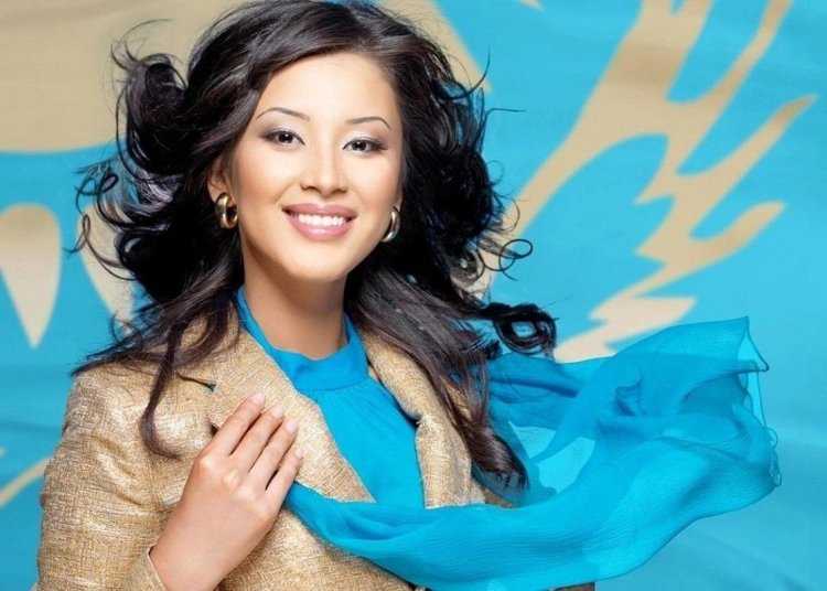 Казахская певица Асель Нарбаева