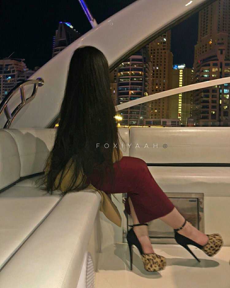 Богатые брюнетки без лица