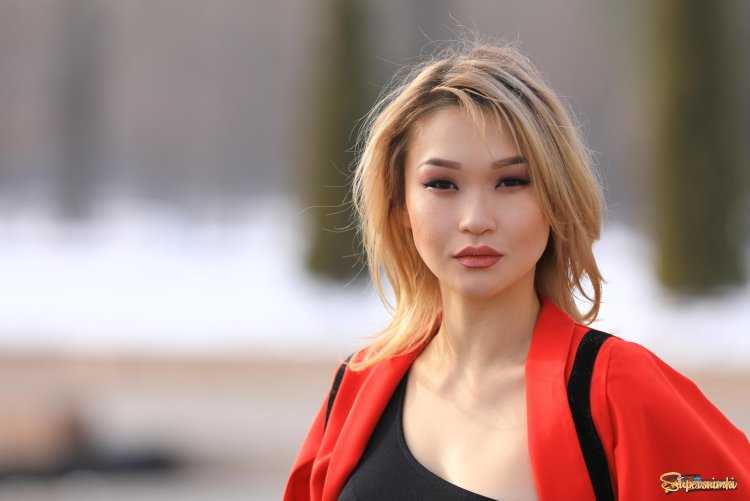 Девушки казашки