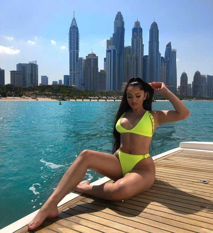Самые красивые девушки Дубая