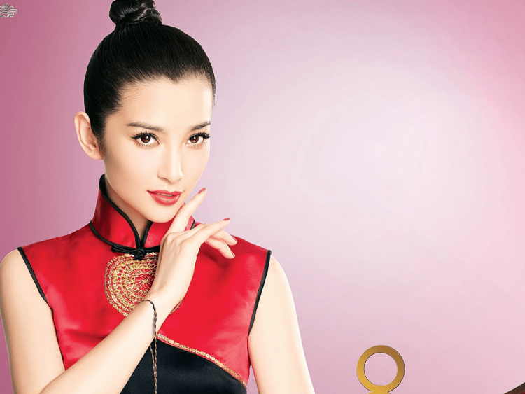 Красивая китаянка ли Бинбин