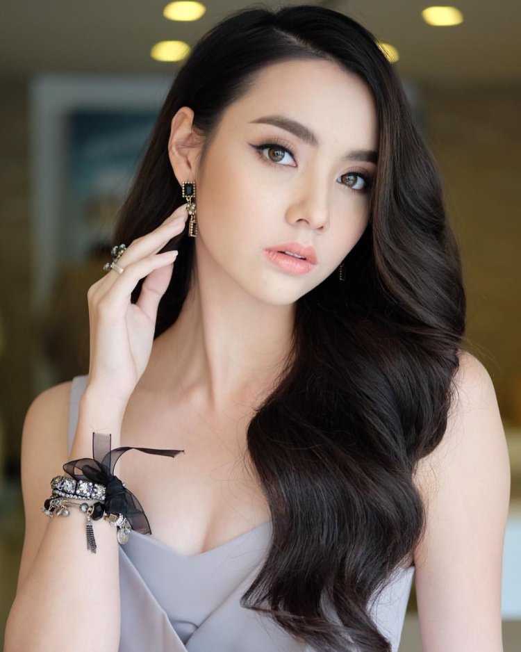 Mulan Bae модель