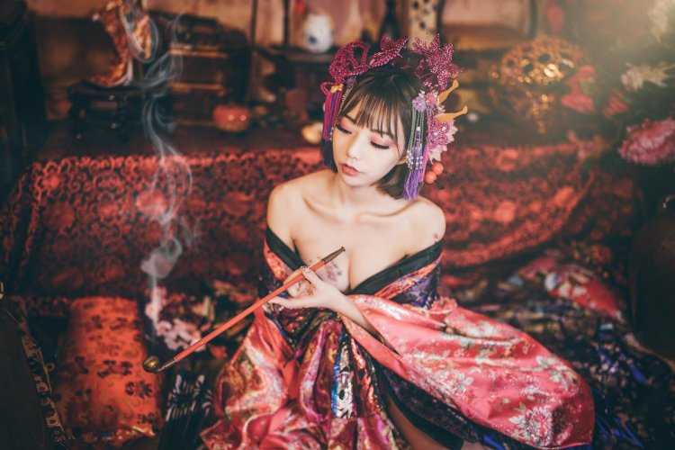 Соблазнительная гейша