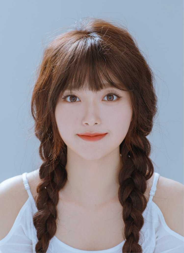 Чёлка Дженни корейская