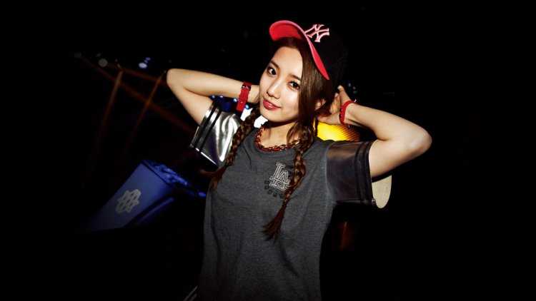 Корейские девушки