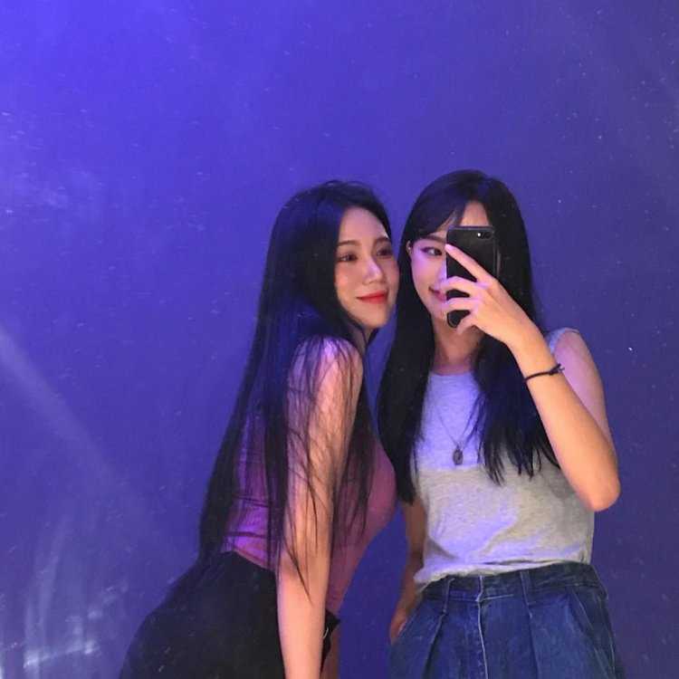 Кореянки в клубе