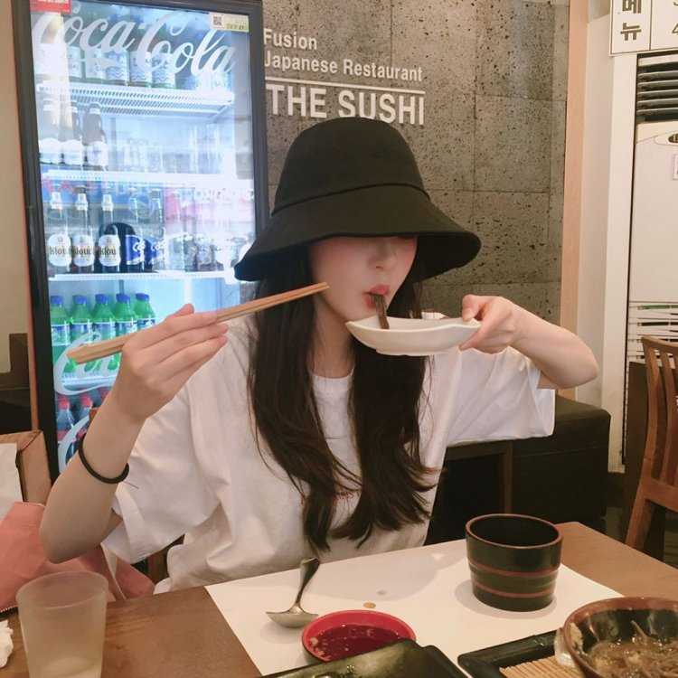 Азиатские девушки Эстетика атмосфера