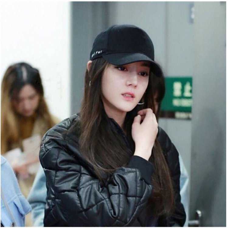 Корейские Кепки для девушек