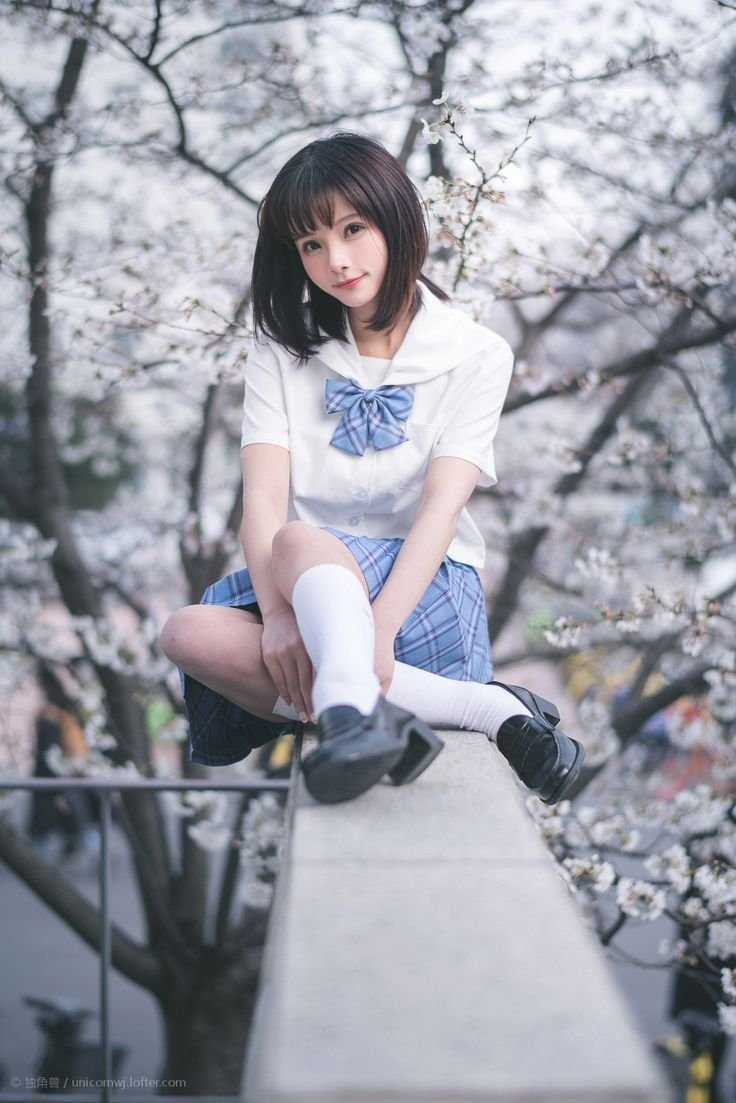 Азиатские девушки ведра