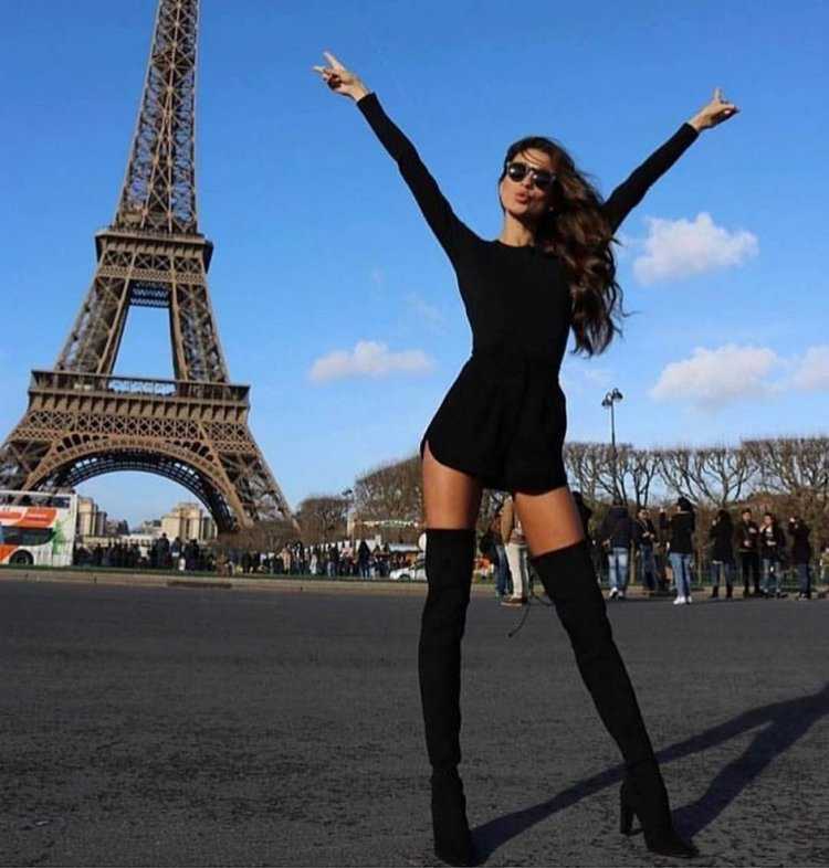 Красивая девушка француженка23