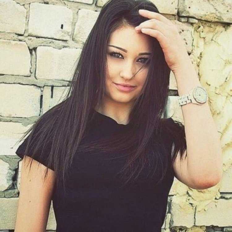 Оксана Светлакова