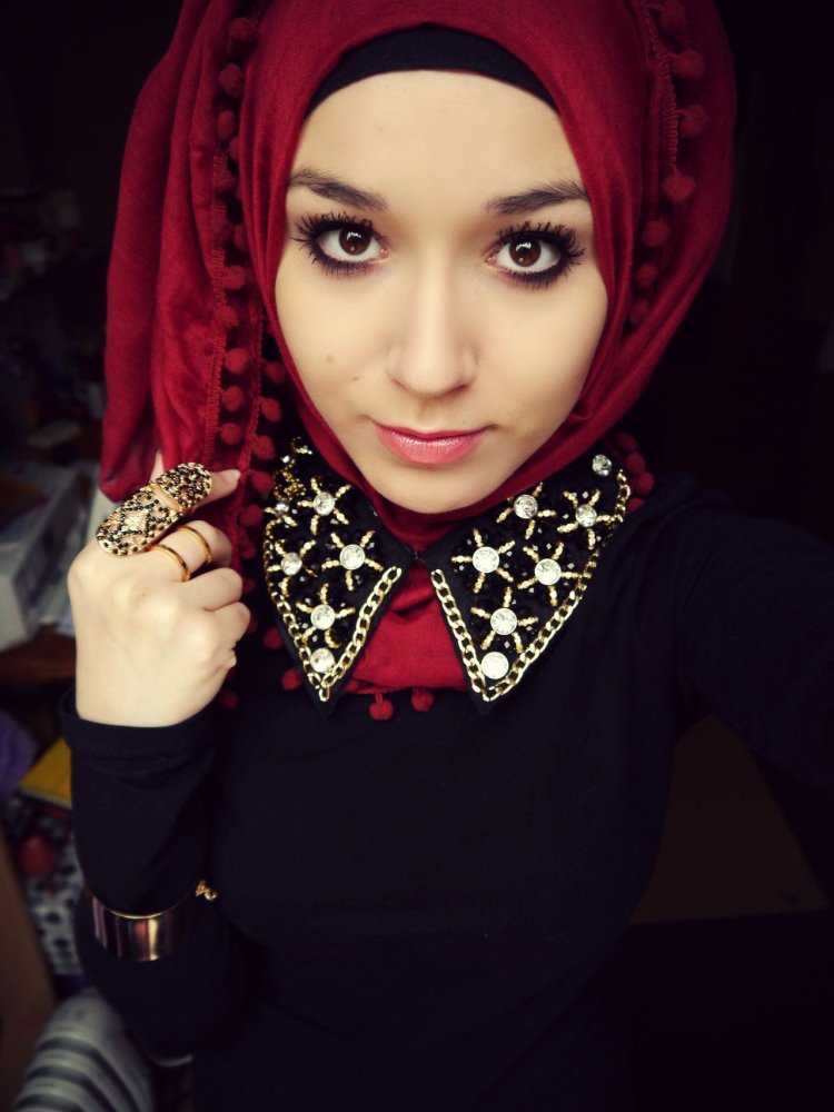 Азербайджанка в хиджабе