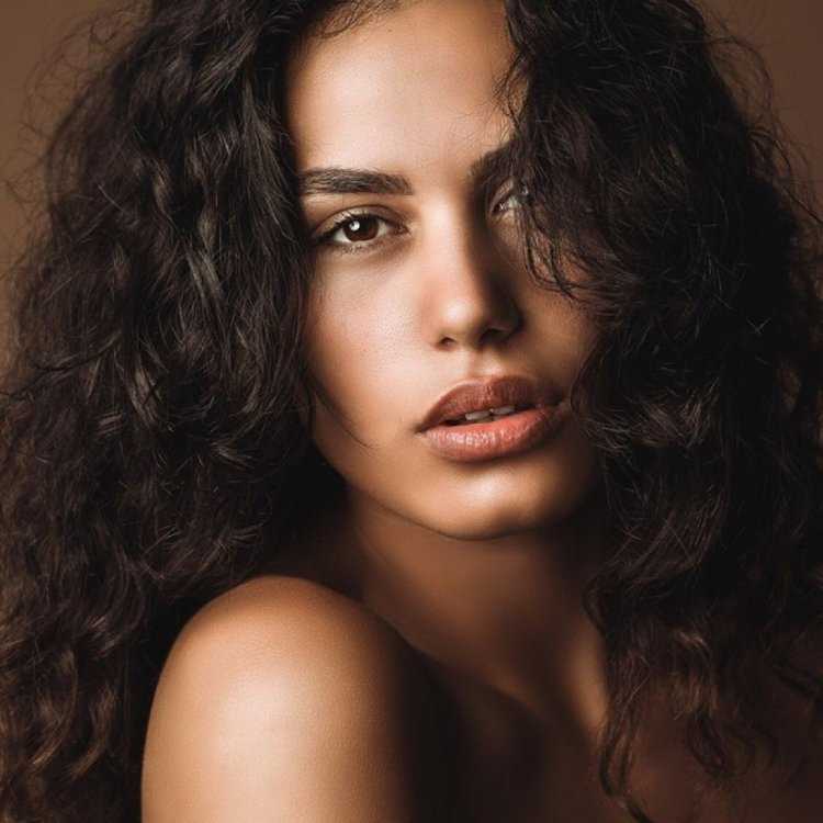 Элене Гамкрелидзе