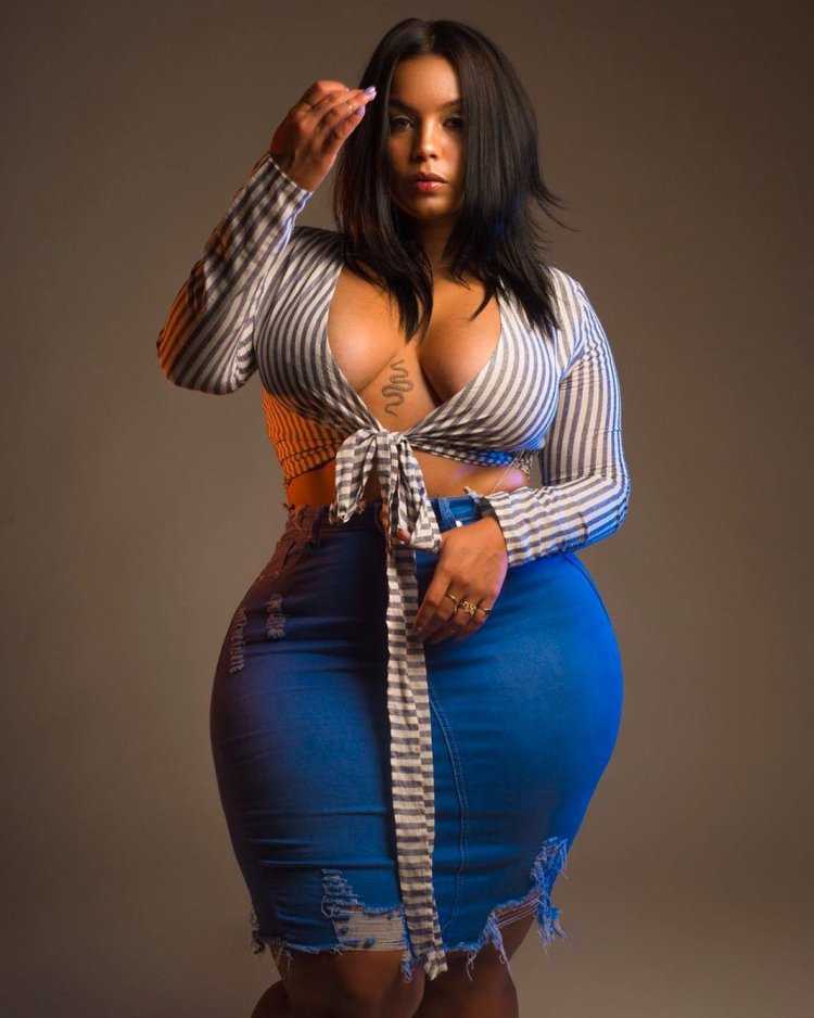Летиция Томас модель Plus Size