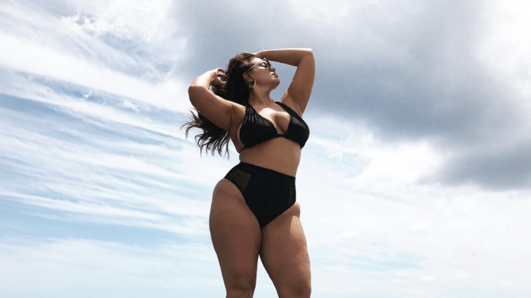 Толстая модель Эшли Грэм