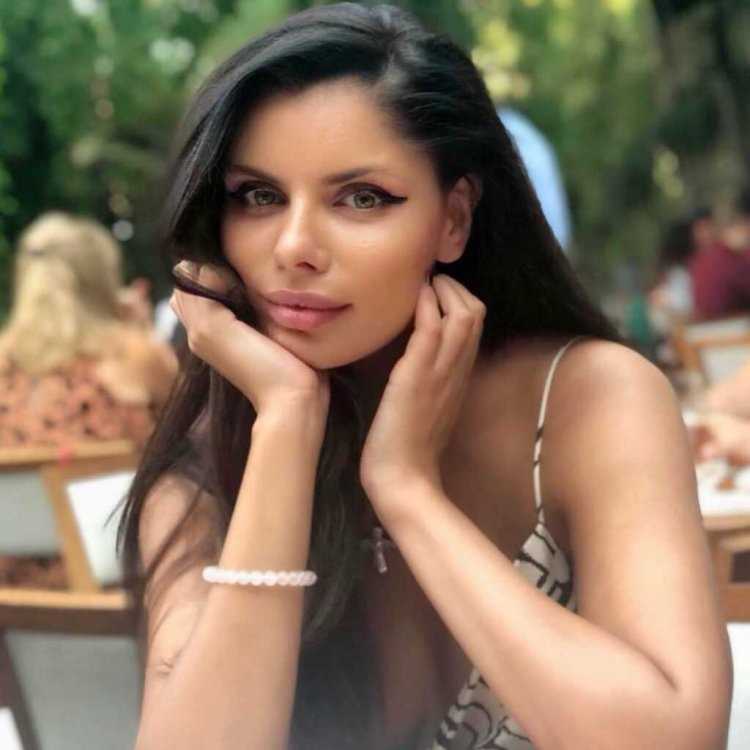 Илеана Лазарюк