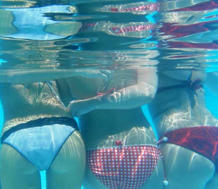 Красивые жопы в воде13