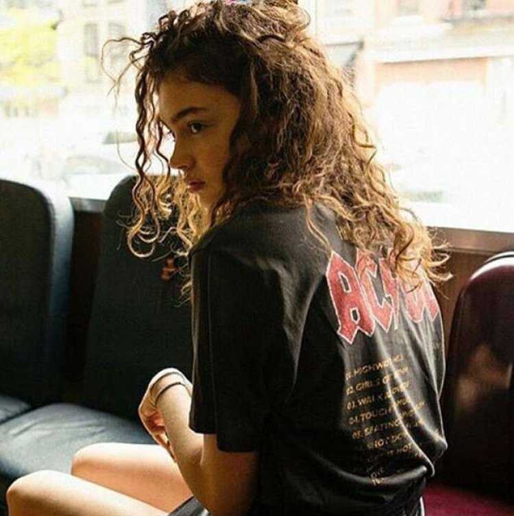 Кудрявые девушки в фильмах