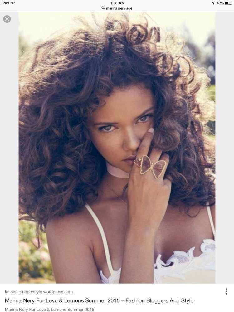 Marina Nery curly