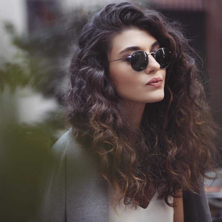 Кудрявая итальянка