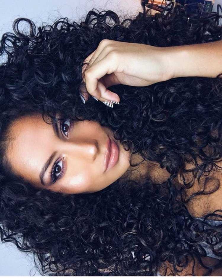 София Моше кудри