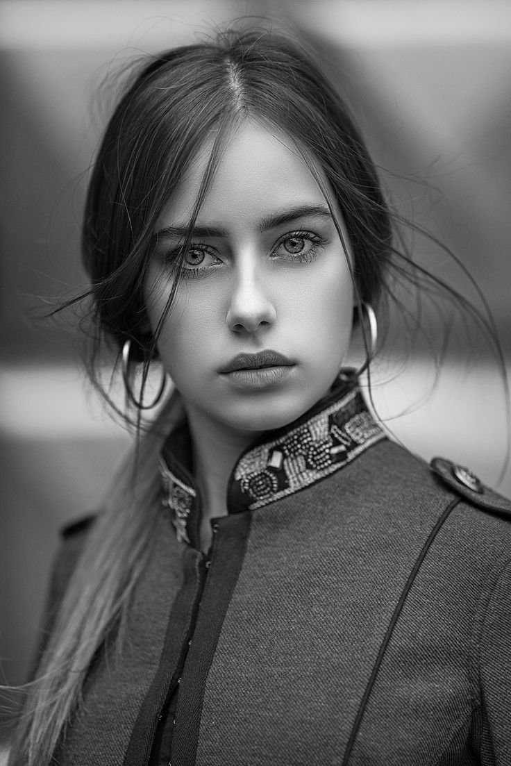 Эльза Хоск лицо