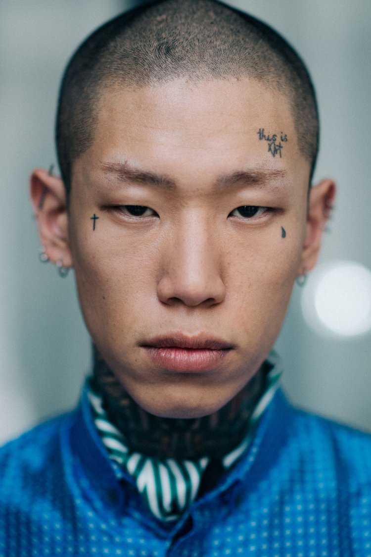 Лысые азиатские мужчины