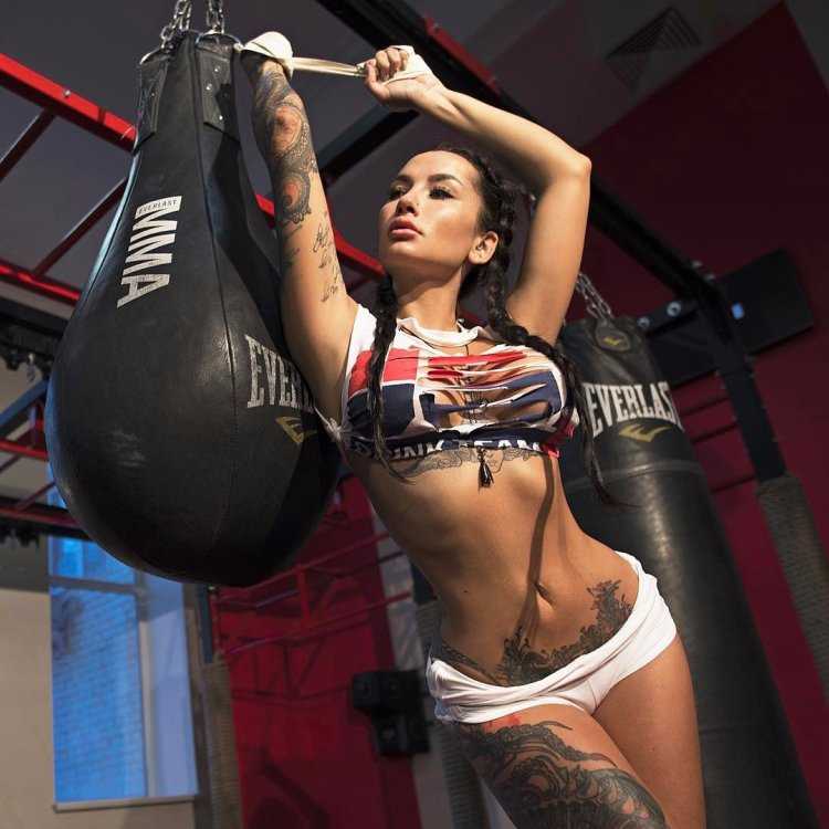 Ринг герлз Анжелика Андерсон