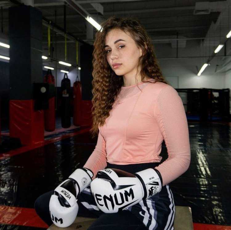 Анастасия Кармаева ММА бой