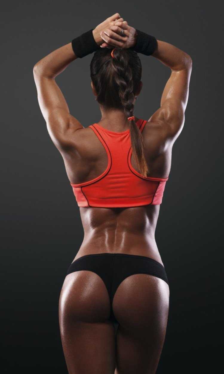 Стройная девушка