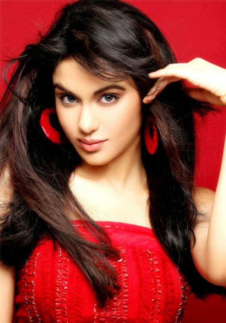 Индиски актриса малини шарма