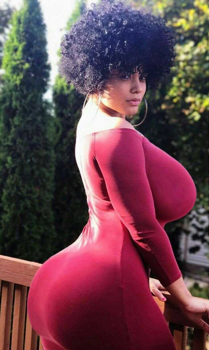 Katya Elise Henry модель