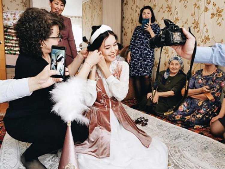 Национальный костюм невесты в Киргизии