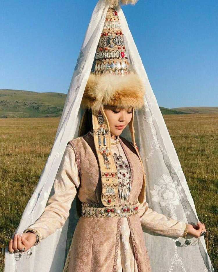 Ногук монгольская Королева