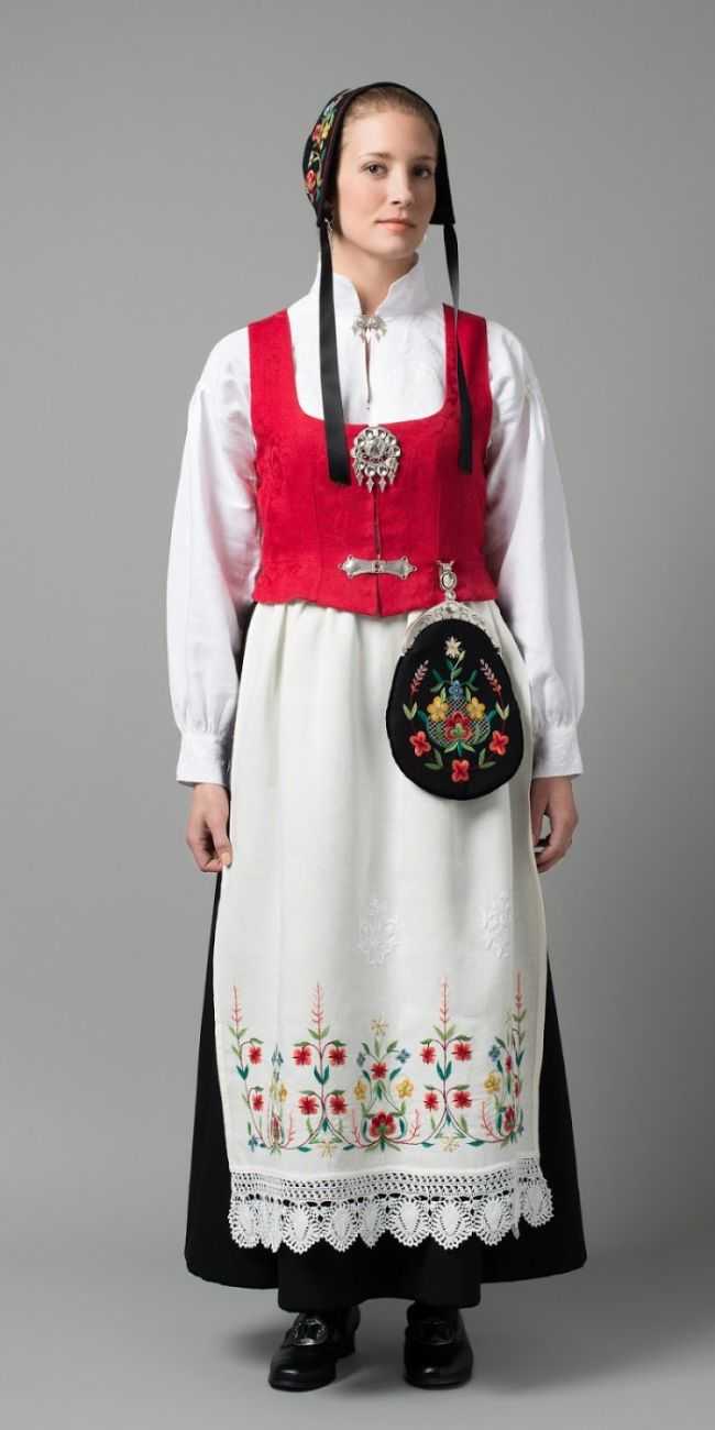 Национальный костюм Норвегии Тириль