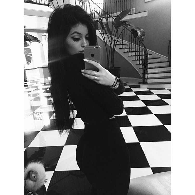 Кайли Дженнер 2015 селфи