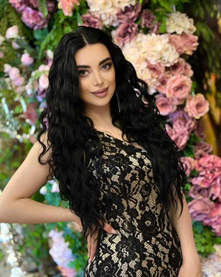 Амина Алиева