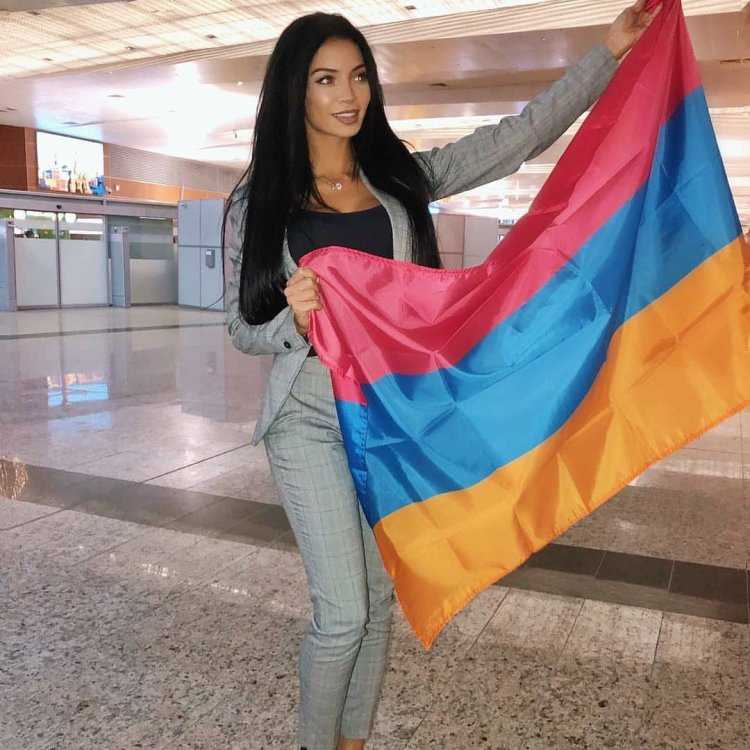 Руслана Джи азербайджанка