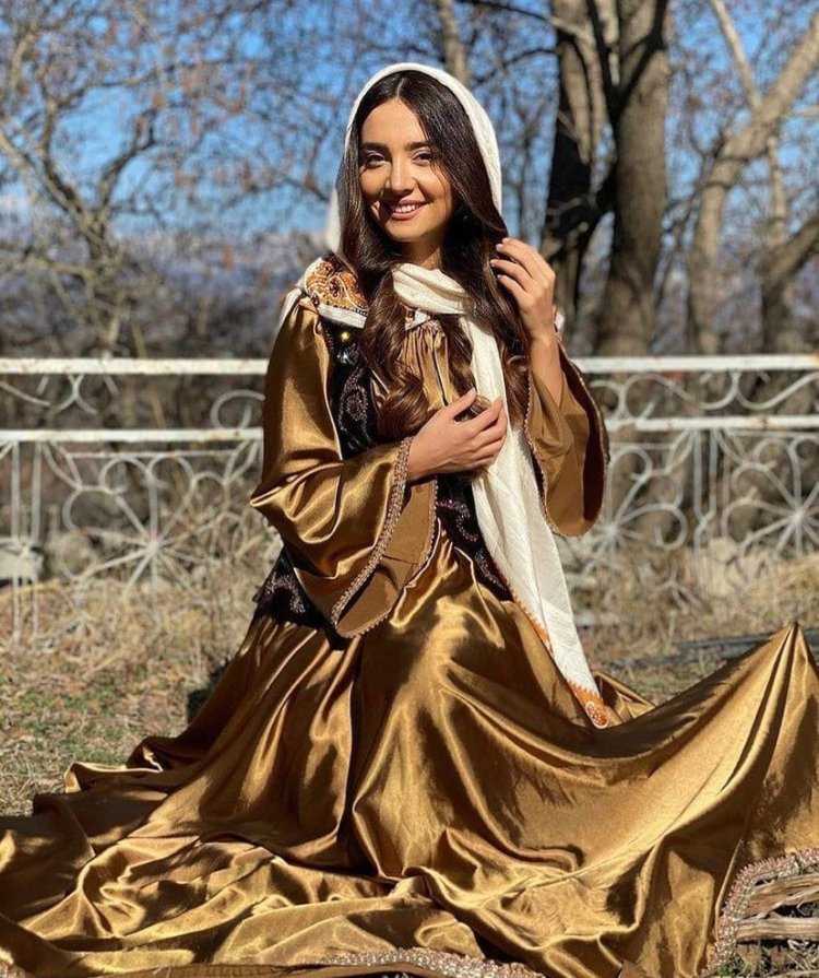 Baki woman платья