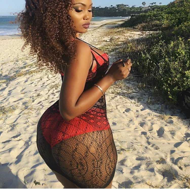 Чероки Дасс бикини