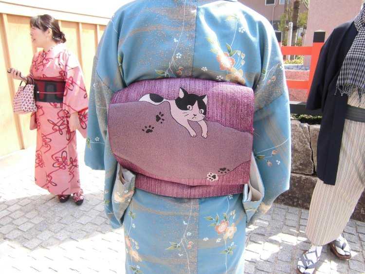 Кимоно с Мару Оби