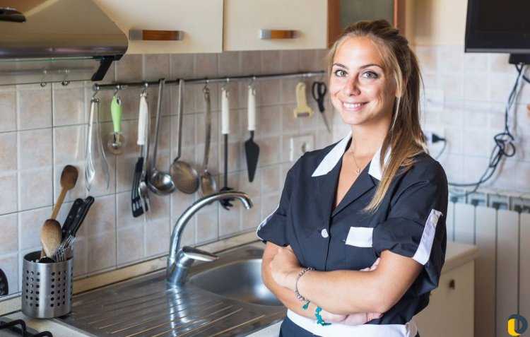 Помощница на кухне