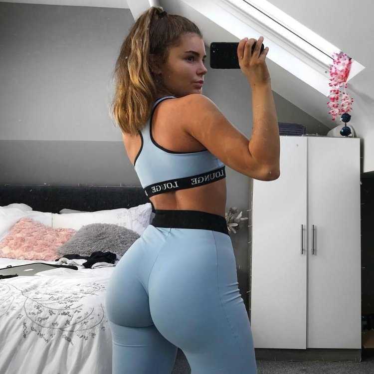 Kate Taylor taylorkayteee