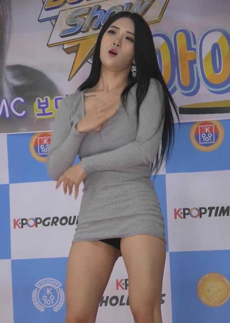 Корея girl Crush Bomi