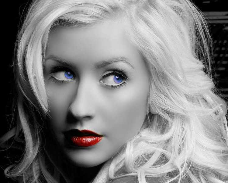 Кристина Агилера блондинка