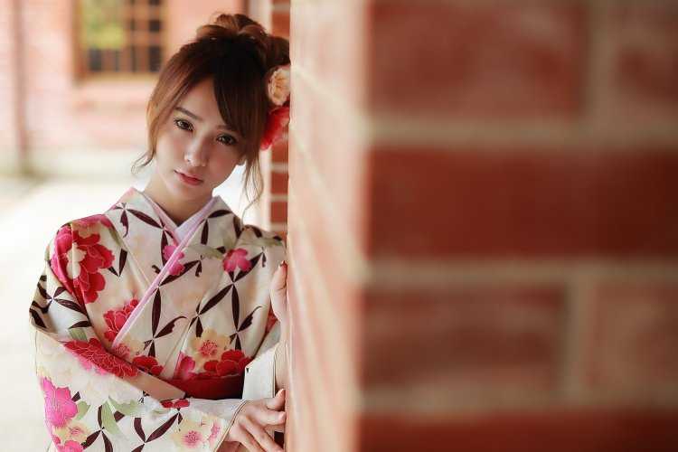 Азиатские девушки