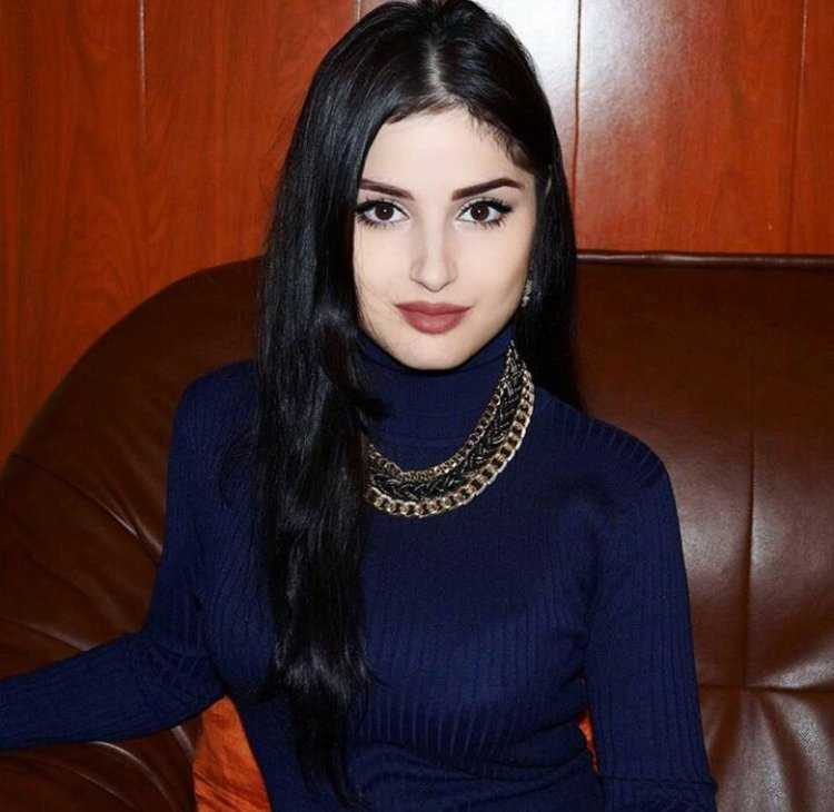 Алиева Мадина чеченка