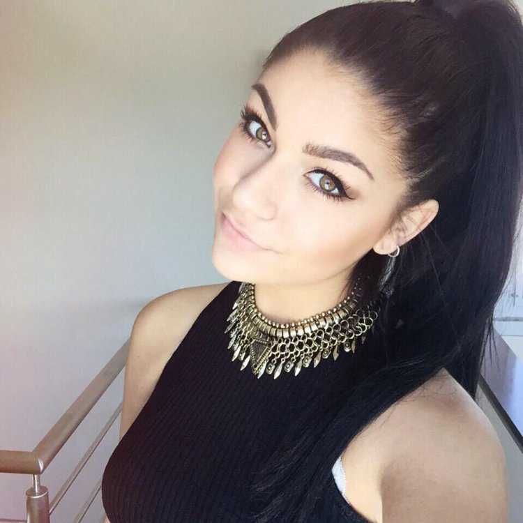 Andrea Russett