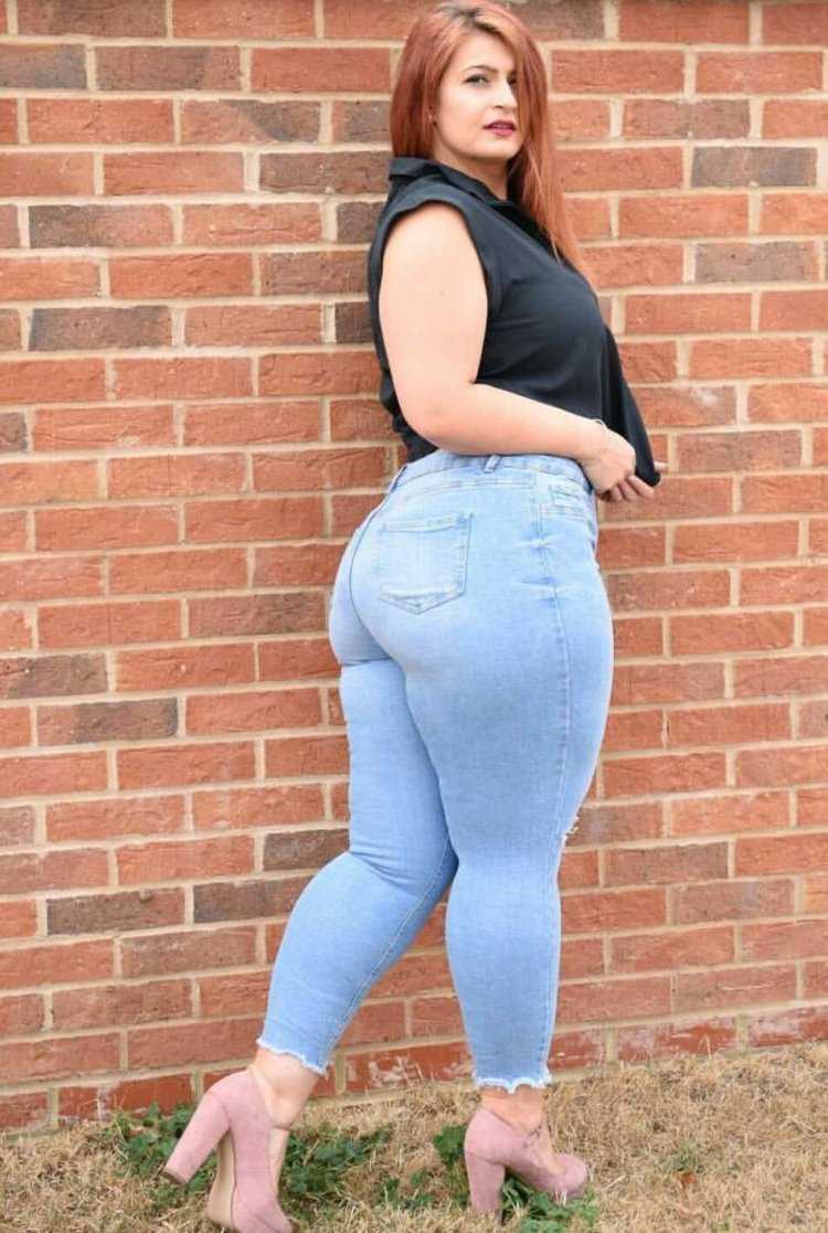 Эмбер Нова плюс сайз